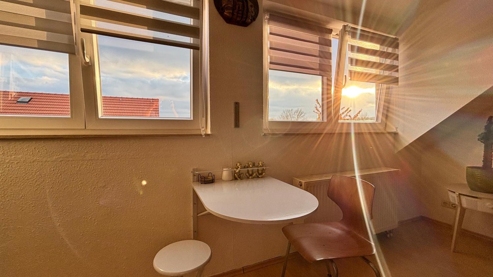 Modernedg-wohnung Mit Homeoffice Apartment Pulsnitz