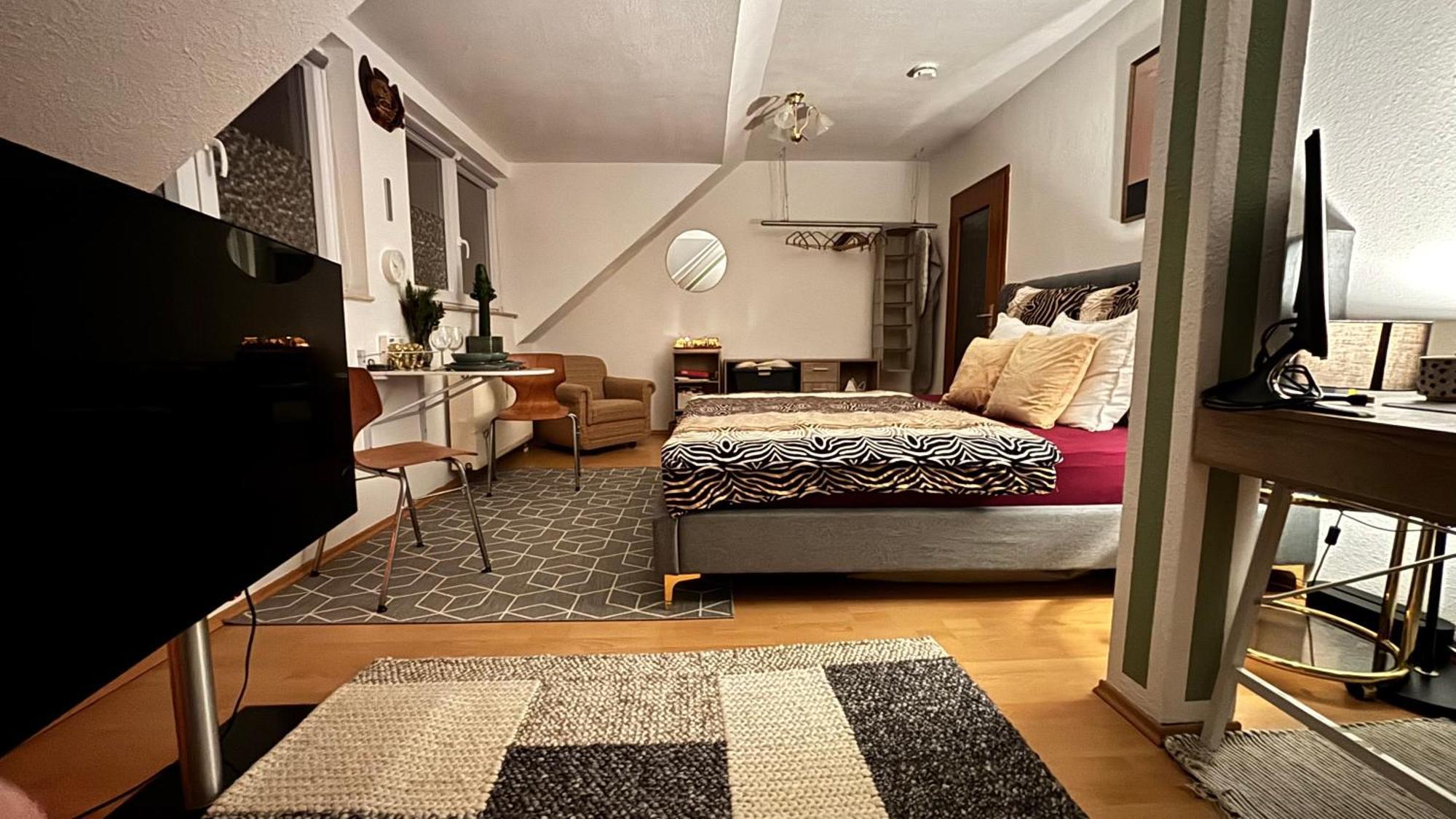 Modernedg-wohnung Mit Homeoffice Apartment *